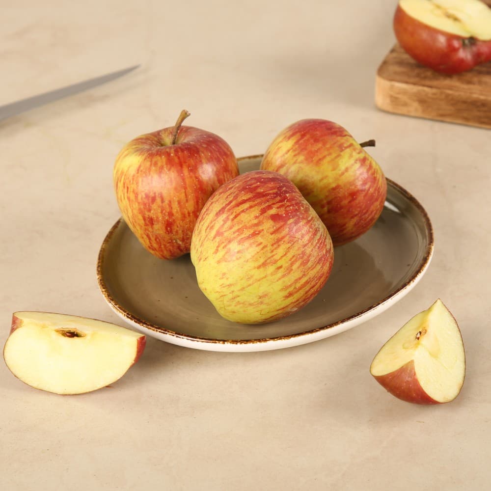 Small Shimla Apple