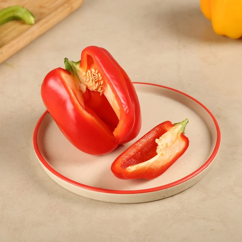 Red Bell Pepper (लाल शिमला मिर्च)